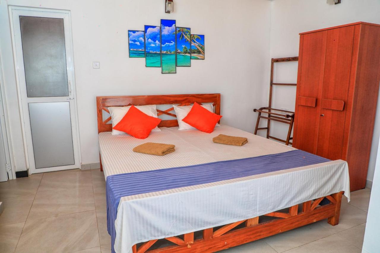 Ayomal Beach Paradise Kurunduwatta Dış mekan fotoğraf